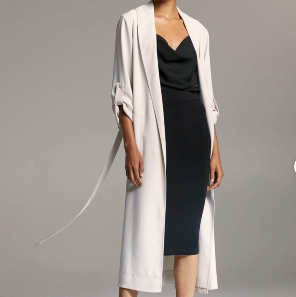Babaton Flowy Trench Coat in bone, XS